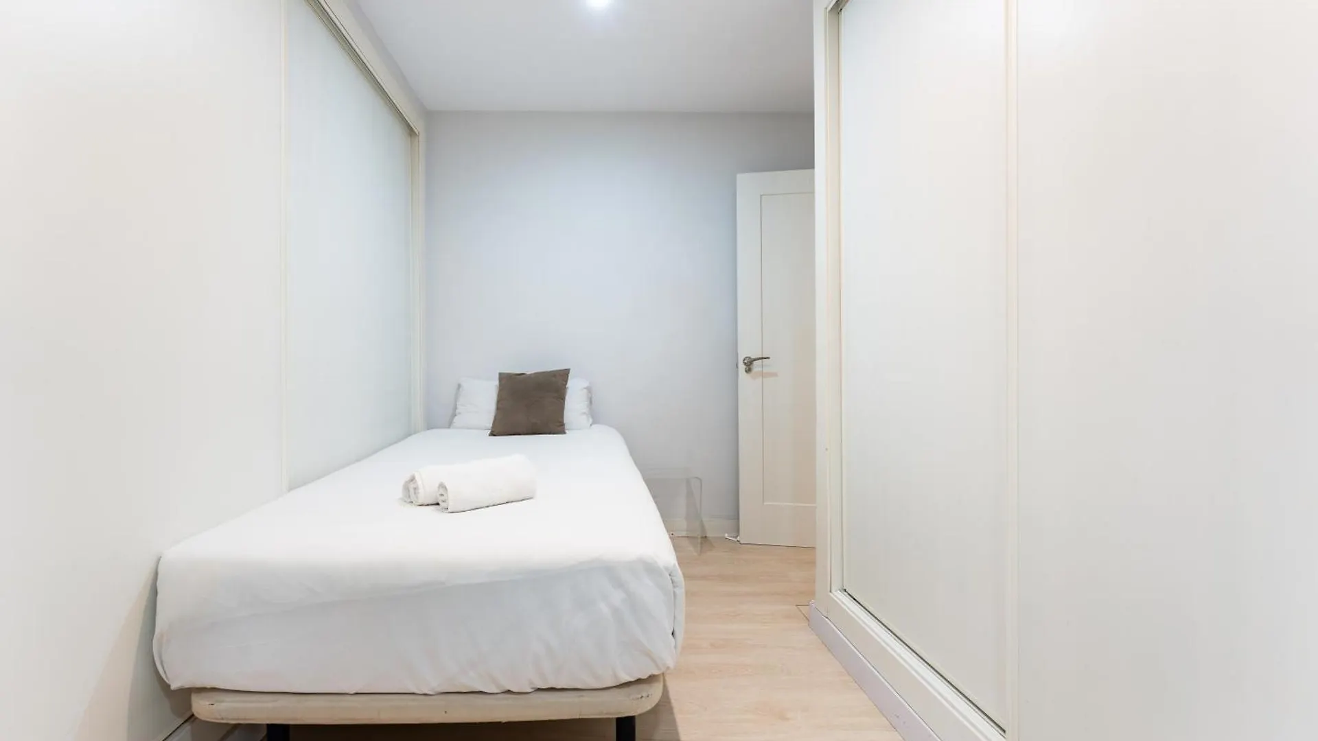 Bhost - The Special One Apartment Malaga
